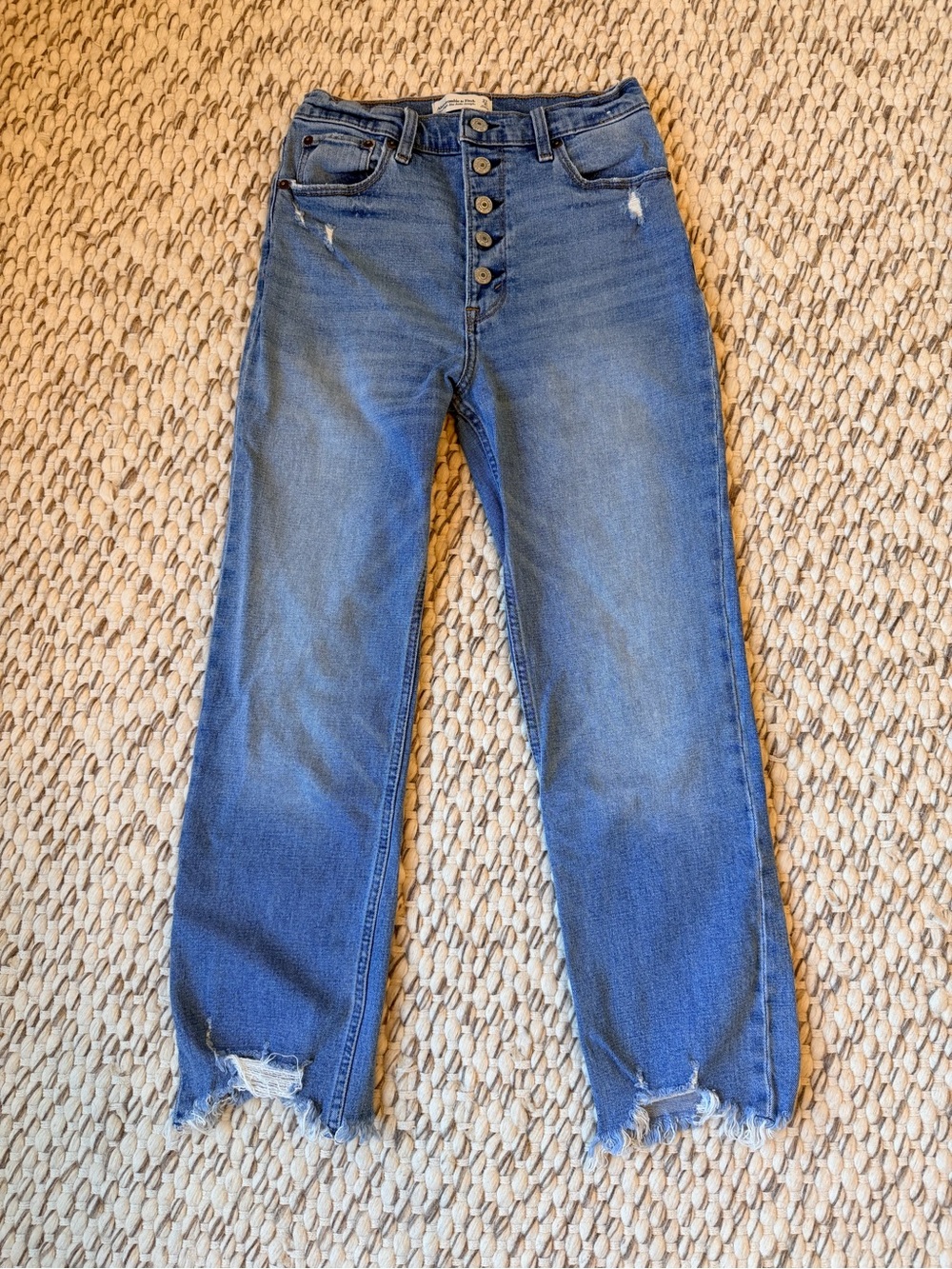 Abercrombie & Fitch Ultra high rise ankle straight sz 27 distressed button fly